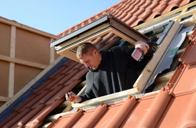 Pose de fenêtres de toit Velux à Bran